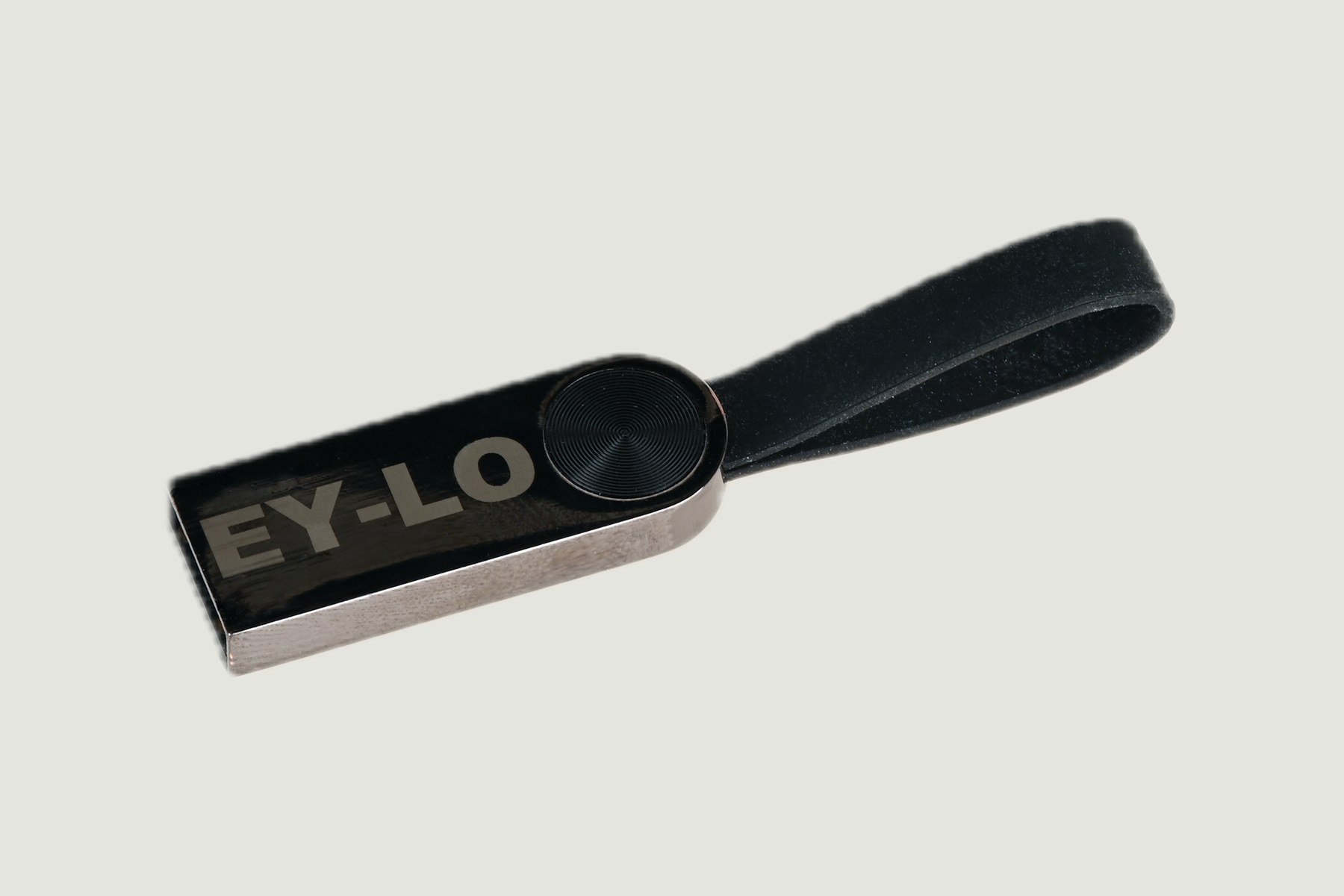 EY-LO USB-Stick mit Einrichtungs-Assistent